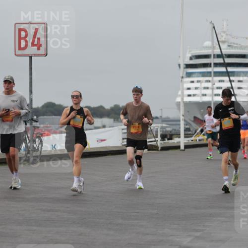 13.09.2026 - Kiel Lauf Andreas Tolksdorf http://msf.ph/oto/10454685 13.09.2026 11:54:46 Kiellinie 8007, 4, 7374, 3 meine-sportfotos.de