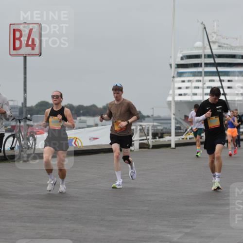 13.09.2026 - Kiel Lauf Andreas Tolksdorf http://msf.ph/oto/10454697 13.09.2026 11:54:46 Kiellinie 4, 3 meine-sportfotos.de