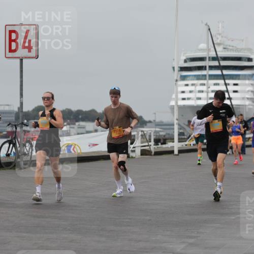 13.09.2026 - Kiel Lauf Andreas Tolksdorf http://msf.ph/oto/10454703 13.09.2026 11:54:46 Kiellinie 2591, 4, 7374, 3 meine-sportfotos.de