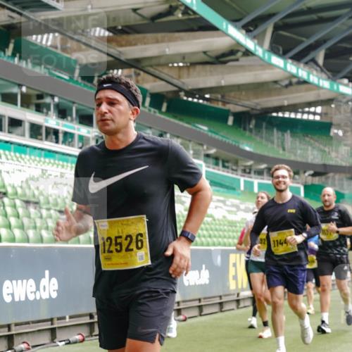 13.09.2026 - 21. swb-Marathon Bremen Michael Burmester http://msf.ph/oto/10454705 13.09.2026 10:32:33 Laufen im Stadion 10067, 10078, 10146, 10166, 10184, 10203, 10211, 10222, 10226, 10243, 10246, 10249, 10255, 10256, 10284, 10300, 10322, 10365, 10372, 10374, 10379, 10383, 10394, 10408, 10410, 10443, 10471, 10478, 10479, 10486, 10494, 10503, 10517, 10518, 10529, 10530, 10540, 10543, 10550, 10555, 10565, 10577, 10579, 10589, 10608, 10610, 10626, 10631, 10646, 10670, 10675, 10684, 10685, 10690, 10703, 10704, 10707, 10708, 10721, 10725, 10728, 10745, 10749, 10771, 10794 meine-sportfotos.de