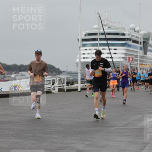 13.09.2026 - Kiel Lauf Andreas Tolksdorf http://msf.ph/oto/10454714 13.09.2026 11:54:46 Kiellinie 4, 7374, 3 meine-sportfotos.de