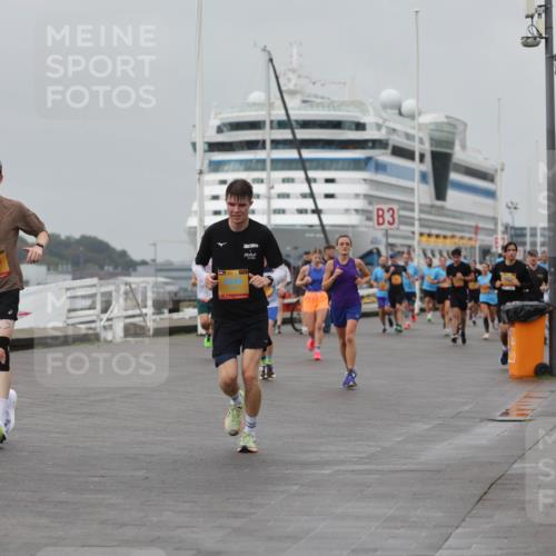 13.09.2026 - Kiel Lauf Andreas Tolksdorf http://msf.ph/oto/10454724 13.09.2026 11:54:47 Kiellinie 4, 7374, 39, 3 meine-sportfotos.de
