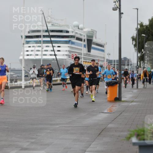 13.09.2026 - Kiel Lauf Andreas Tolksdorf http://msf.ph/oto/10454811 13.09.2026 11:54:51 Kiellinie 12679 meine-sportfotos.de