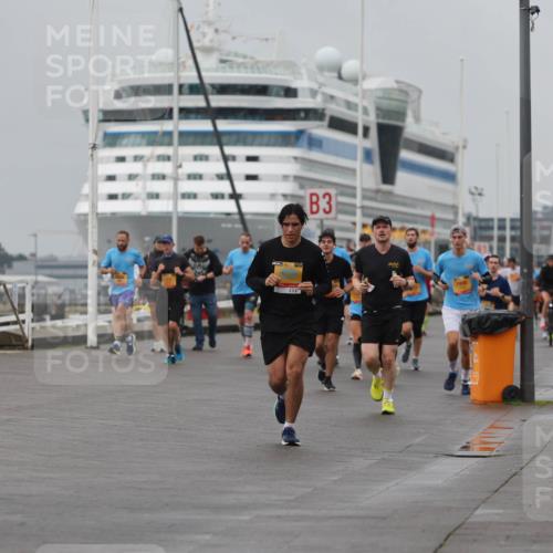 13.09.2026 - Kiel Lauf Andreas Tolksdorf http://msf.ph/oto/10454840 13.09.2026 11:54:52 Kiellinie 3, 7996 meine-sportfotos.de