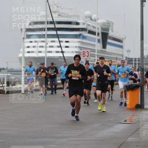 13.09.2026 - Kiel Lauf Andreas Tolksdorf http://msf.ph/oto/10454842 13.09.2026 11:54:52 Kiellinie 3, 7996 meine-sportfotos.de