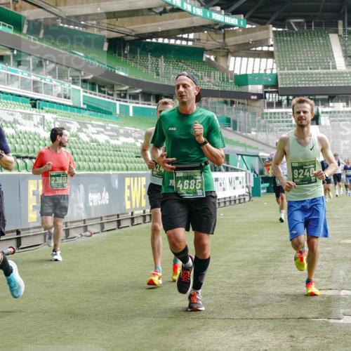 13.09.2026 - 21. swb-Marathon Bremen Michael Burmester http://msf.ph/oto/10454847 13.09.2026 12:52:34 Laufen im Stadion 102, 107, 145, 235, 683, 734, 755, 792, 863, 985, 987, 1033, 1043, 1056, 1125, 1146, 1162, 1232, 1252, 1297, 1433, 1445, 1455, 1492, 1528, 1542, 1646, 1664, 1704, 1955, 2007, 2008, 2043, 2203, 2350, 2447, 2480, 2498, 2759, 2767, 2820, 2847, 2858, 3085, 3149, 3236, 3336, 3362, 3440, 3448, 3566, 3703, 3830, 3899, 3988, 4165, 4283, 4429, 4475, 4571, 4573, 4582, 4605, 4727, 4781, 4782, 4895, 5079, 5152, 5168, 5379, 5521, 6274, 8798 meine-sportfotos.de