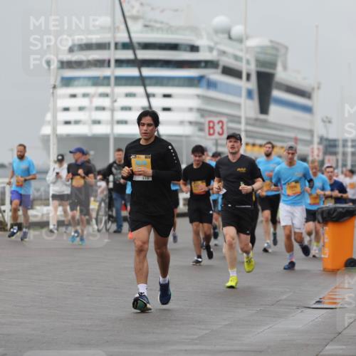 13.09.2026 - Kiel Lauf Andreas Tolksdorf http://msf.ph/oto/10454875 13.09.2026 11:54:53 Kiellinie 3 meine-sportfotos.de