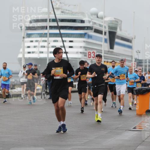 13.09.2026 - Kiel Lauf Andreas Tolksdorf http://msf.ph/oto/10454884 13.09.2026 11:54:53 Kiellinie 11676, 3, 7996 meine-sportfotos.de