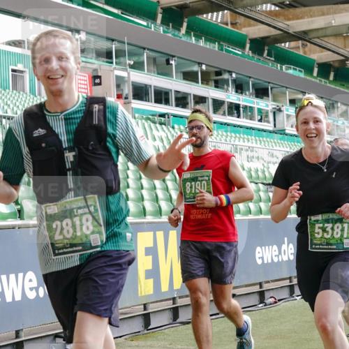 13.09.2026 - 21. swb-Marathon Bremen Michael Burmester http://msf.ph/oto/10454932 13.09.2026 13:10:49 Laufen im Stadion 164, 265, 373, 391, 448, 581, 869, 898, 984, 1180, 1738, 1855, 1867, 1894, 1952, 1967, 2202, 2232, 2268, 2281, 2284, 2299, 2330, 2333, 2339, 2342, 2353, 2432, 2443, 2471, 2525, 2530, 2531, 2553, 2573, 2589, 2594, 2654, 2669, 2682, 2714, 2717, 2784, 2785, 2804, 2819, 2836, 2907, 2920, 2932, 2976, 3026, 3032, 3063, 3082, 3086, 3089, 3122, 3159, 3174, 3207, 3208, 3291, 3316, 3333, 3352, 3370, 3398, 3409, 3410, 3470, 3549, 3707, 3769, 551 meine-sportfotos.de