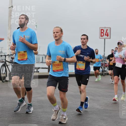 13.09.2026 - Kiel Lauf Andreas Tolksdorf http://msf.ph/oto/10454950 13.09.2026 11:55:05 Kiellinie 138, 3586, 1384, 10967, 38, 10824, 4, 6 meine-sportfotos.de