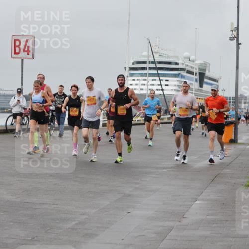 13.09.2026 - Kiel Lauf Andreas Tolksdorf http://msf.ph/oto/10454974 13.09.2026 11:55:12 Kiellinie 4, 8427, 500, 11180 meine-sportfotos.de