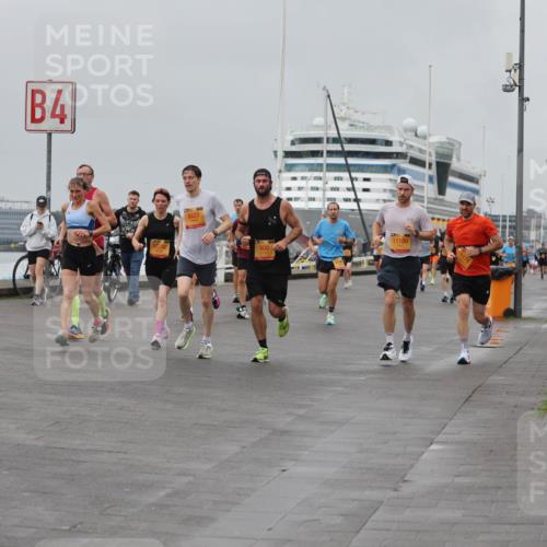 13.09.2026 - Kiel Lauf Andreas Tolksdorf http://msf.ph/oto/10454976 13.09.2026 11:55:12 Kiellinie 4, 8427, 500, 11180 meine-sportfotos.de
