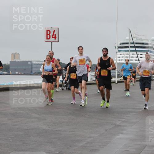 13.09.2026 - Kiel Lauf Andreas Tolksdorf http://msf.ph/oto/10454992 13.09.2026 11:55:13 Kiellinie 4, 12292, 8427, 500, 11180, 83, 11179 meine-sportfotos.de