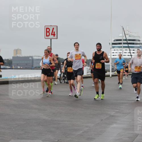 13.09.2026 - Kiel Lauf Andreas Tolksdorf http://msf.ph/oto/10454994 13.09.2026 11:55:13 Kiellinie 4, 12292, 8427, 500, 11180, 3, 11179 meine-sportfotos.de