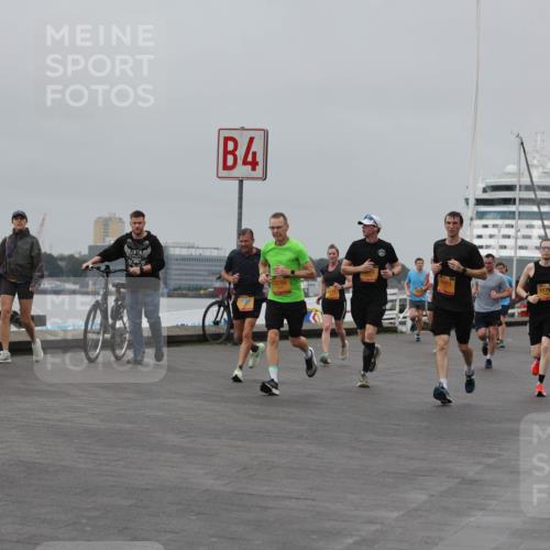 13.09.2026 - Kiel Lauf Andreas Tolksdorf http://msf.ph/oto/10455161 13.09.2026 11:55:20 Kiellinie 4, 3789, 11799, 3 meine-sportfotos.de