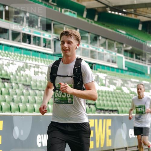 13.09.2026 - 21. swb-Marathon Bremen Michael Burmester http://msf.ph/oto/10455167 13.09.2026 12:52:46 Laufen im Stadion 102, 107, 145, 235, 376, 541, 615, 616, 683, 734, 755, 792, 863, 982, 985, 987, 1033, 1043, 1056, 1125, 1146, 1162, 1232, 1252, 1297, 1433, 1445, 1492, 1528, 1542, 1646, 1664, 1704, 1707, 1814, 1955, 2007, 2008, 2043, 2203, 2280, 2350, 2362, 2401, 2422, 2447, 2454, 2480, 2498, 2759, 2767, 2820, 2847, 2858, 2997, 3085, 3149, 3236, 3336, 3362, 3448, 3566, 3703, 3830, 3899, 3988, 4165, 4283, 4429, 4475, 4571, 4573, 4582, 4605, 4781, 4895, 5079, 5152, 5168, 5379 meine-sportfotos.de