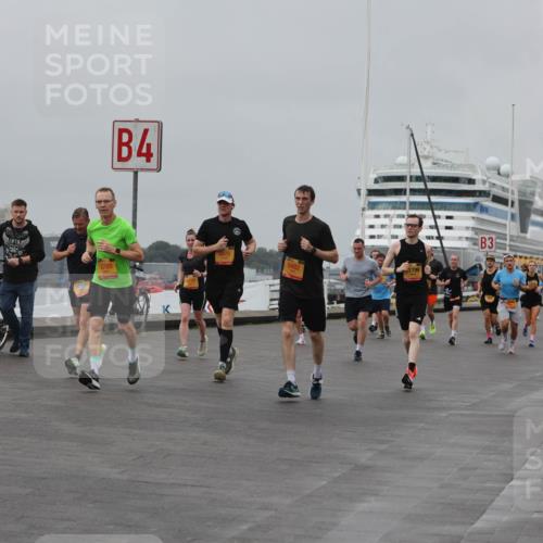 13.09.2026 - Kiel Lauf Andreas Tolksdorf http://msf.ph/oto/10455184 13.09.2026 11:55:21 Kiellinie 3789, 4, 9482, 1799, 3 meine-sportfotos.de
