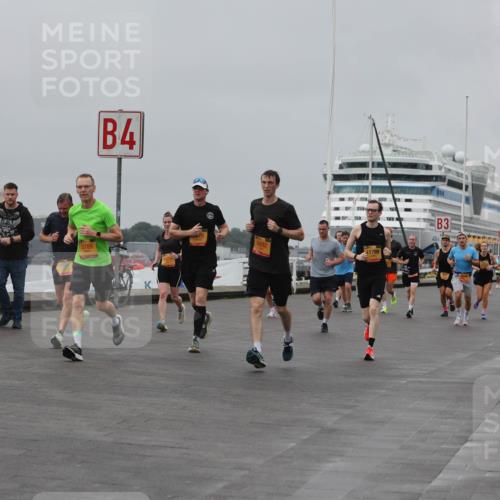 13.09.2026 - Kiel Lauf Andreas Tolksdorf http://msf.ph/oto/10455188 13.09.2026 11:55:21 Kiellinie 3789, 4, 482, 1799, 3 meine-sportfotos.de