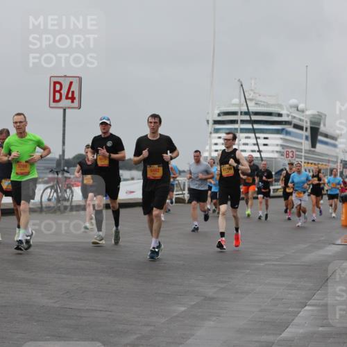 13.09.2026 - Kiel Lauf Andreas Tolksdorf http://msf.ph/oto/10455194 13.09.2026 11:55:21 Kiellinie 3789, 4, 9482, 11799, 39 meine-sportfotos.de