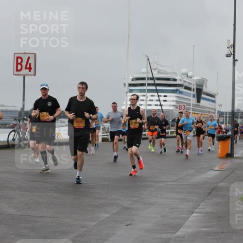 13.09.2026 - Kiel Lauf Andreas Tolksdorf http://msf.ph/oto/10455198 13.09.2026 11:55:22 Kiellinie 3789, 4, 5875, 9482, 11799, 3 meine-sportfotos.de