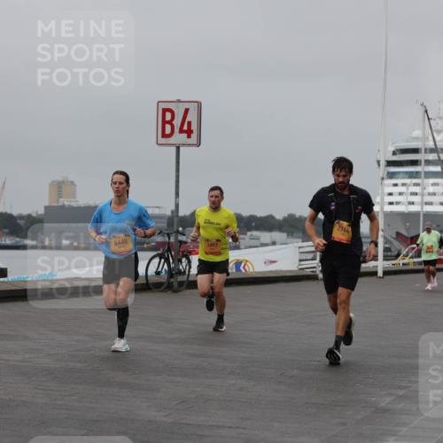 13.09.2026 - Kiel Lauf Andreas Tolksdorf http://msf.ph/oto/10455341 13.09.2026 11:55:38 Kiellinie 4, 2744, 5448, 5407, 3 meine-sportfotos.de