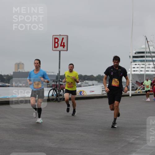 13.09.2026 - Kiel Lauf Andreas Tolksdorf http://msf.ph/oto/10455344 13.09.2026 11:55:38 Kiellinie 4, 5448, 5407, 2744, 3 meine-sportfotos.de