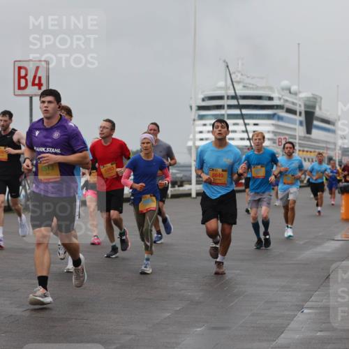 13.09.2026 - Kiel Lauf Andreas Tolksdorf http://msf.ph/oto/10455399 13.09.2026 11:55:48 Kiellinie 4, 8513, 5263, 8649, 2 meine-sportfotos.de