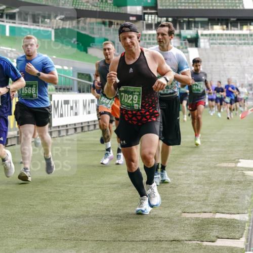 13.09.2026 - 21. swb-Marathon Bremen Michael Burmester http://msf.ph/oto/10455404 13.09.2026 12:52:54 Laufen im Stadion 102, 107, 145, 235, 313, 376, 541, 560, 615, 616, 683, 696, 734, 740, 755, 792, 863, 982, 985, 987, 1033, 1043, 1056, 1207, 1232, 1252, 1297, 1433, 1445, 1492, 1528, 1542, 1646, 1664, 1704, 1707, 1814, 1955, 2007, 2008, 2043, 2203, 2280, 2350, 2362, 2401, 2422, 2447, 2454, 2480, 2498, 2759, 2767, 2820, 2847, 2858, 2997, 3085, 3149, 3236, 3336, 3362, 3448, 3566, 3830, 3899, 3988, 4165, 4283, 4429, 4475, 4571, 4573, 4605, 4895, 5079, 5152, 5168, 5379 meine-sportfotos.de