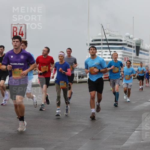 13.09.2026 - Kiel Lauf Andreas Tolksdorf http://msf.ph/oto/10455405 13.09.2026 11:55:49 Kiellinie 166, 4, 8513, 5263, 86, 3 meine-sportfotos.de
