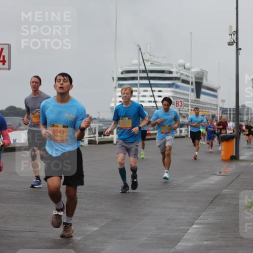 13.09.2026 - Kiel Lauf Andreas Tolksdorf http://msf.ph/oto/10455427 13.09.2026 11:55:50 Kiellinie 5263, 39, 4, 4823, 8649, 3 meine-sportfotos.de