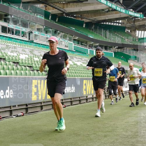13.09.2026 - 21. swb-Marathon Bremen Michael Burmester http://msf.ph/oto/10455575 13.09.2026 10:32:50 Laufen im Stadion 10067, 10078, 10146, 10166, 10184, 10203, 10211, 10222, 10226, 10236, 10243, 10246, 10249, 10255, 10256, 10300, 10322, 10365, 10372, 10374, 10379, 10383, 10394, 10408, 10410, 10423, 10443, 10486, 10494, 10503, 10517, 10518, 10529, 10530, 10540, 10543, 10550, 10555, 10565, 10589, 10608, 10610, 10626, 10631, 10646, 10670, 10673, 10675, 10687, 10690, 10703, 10704, 10707, 10708, 10721, 10725, 10728, 10745, 10749, 10750, 10771, 10788, 10794, 10809 meine-sportfotos.de