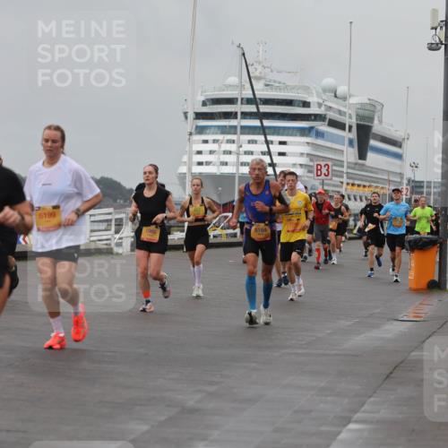 13.09.2026 - Kiel Lauf Andreas Tolksdorf http://msf.ph/oto/10455685 13.09.2026 11:56:07 Kiellinie 4, 6199, 1960, 5164, 3 meine-sportfotos.de