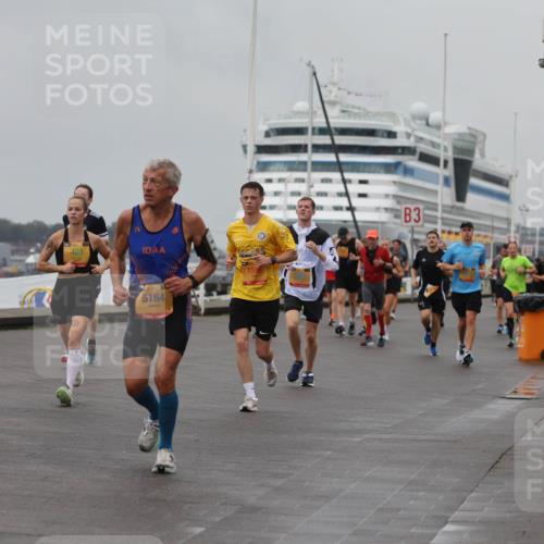 13.09.2026 - Kiel Lauf Andreas Tolksdorf http://msf.ph/oto/10455740 13.09.2026 11:56:10 Kiellinie 4, 1960, 423, 5164, 3 meine-sportfotos.de