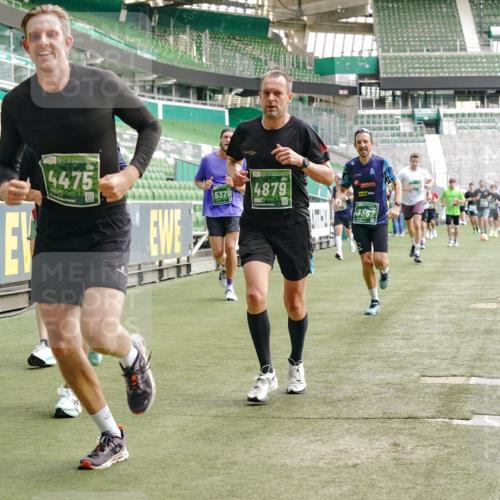 13.09.2026 - 21. swb-Marathon Bremen Michael Burmester http://msf.ph/oto/10455766 13.09.2026 12:53:08 Laufen im Stadion 102, 107, 145, 235, 313, 376, 472, 541, 560, 615, 616, 675, 683, 696, 734, 740, 755, 792, 863, 982, 985, 987, 1033, 1043, 1056, 1207, 1232, 1252, 1297, 1433, 1445, 1468, 1492, 1528, 1542, 1646, 1664, 1704, 1707, 1814, 1955, 2007, 2008, 2043, 2055, 2203, 2280, 2350, 2362, 2401, 2422, 2454, 2480, 2498, 2623, 2767, 2820, 2847, 2858, 2997, 3085, 3149, 3236, 3336, 3362, 3413, 3448, 3566, 3830, 3899, 3988, 4283, 4475, 4573, 4605, 5152, 5379 meine-sportfotos.de