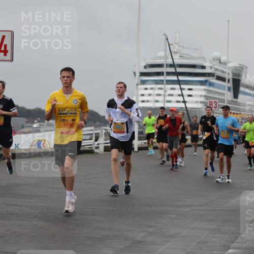 13.09.2026 - Kiel Lauf Andreas Tolksdorf http://msf.ph/oto/10455769 13.09.2026 11:56:12 Kiellinie 64, 4, 4727, 1596, 3 meine-sportfotos.de