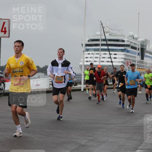 13.09.2026 - Kiel Lauf Andreas Tolksdorf http://msf.ph/oto/10455786 13.09.2026 11:56:12 Kiellinie 4, 4727, 1596, 3 meine-sportfotos.de