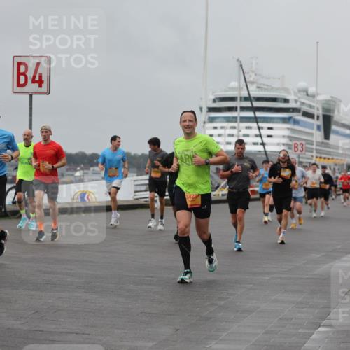 13.09.2026 - Kiel Lauf Andreas Tolksdorf http://msf.ph/oto/10455883 13.09.2026 11:56:19 Kiellinie 4, 3, 3428 meine-sportfotos.de