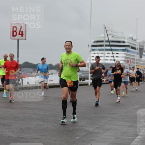 13.09.2026 - Kiel Lauf Andreas Tolksdorf http://msf.ph/oto/10455909 13.09.2026 11:56:20 Kiellinie 1, 39, 4, 1206, 2, 195, 3, 3428 meine-sportfotos.de