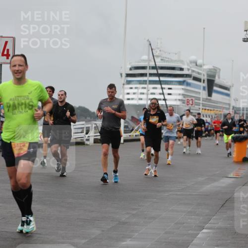 13.09.2026 - Kiel Lauf Andreas Tolksdorf http://msf.ph/oto/10455925 13.09.2026 11:56:21 Kiellinie 4, 12, 196, 3, 3428 meine-sportfotos.de