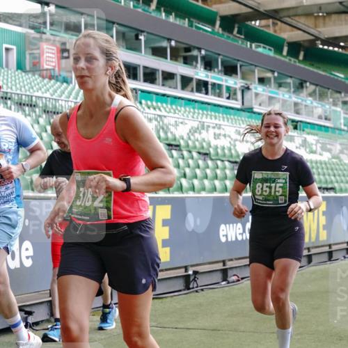 13.09.2026 - 21. swb-Marathon Bremen Michael Burmester http://msf.ph/oto/10455949 13.09.2026 13:11:07 Laufen im Stadion 164, 265, 373, 448, 581, 703, 843, 869, 984, 1113, 1180, 1435, 1738, 1849, 1851, 1855, 1867, 1894, 1936, 1952, 1967, 2202, 2232, 2248, 2268, 2281, 2284, 2299, 2330, 2333, 2339, 2342, 2353, 2375, 2426, 2432, 2443, 2530, 2531, 2553, 2573, 2589, 2594, 2654, 2659, 2669, 2682, 2714, 2717, 2784, 2785, 2804, 2819, 2822, 2836, 2907, 2920, 2932, 2976, 3026, 3027, 3063, 3079, 3082, 3086, 3089, 3122, 3159, 3174, 3207, 3208, 3291, 3328, 3349, 3352, 3370, 3409, 3410, 3470, 3549, 551 meine-sportfotos.de