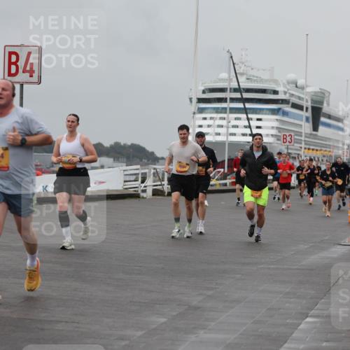 13.09.2026 - Kiel Lauf Andreas Tolksdorf http://msf.ph/oto/10455958 13.09.2026 11:56:28 Kiellinie 5364, 4, 3, 81 meine-sportfotos.de