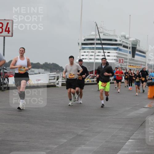 13.09.2026 - Kiel Lauf Andreas Tolksdorf http://msf.ph/oto/10455962 13.09.2026 11:56:28 Kiellinie 5364, 4, 8694, 81 meine-sportfotos.de