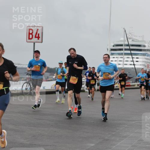 13.09.2026 - Kiel Lauf Andreas Tolksdorf http://msf.ph/oto/10456023 13.09.2026 11:56:39 Kiellinie 4, 1436, 6324, 1038, 3 meine-sportfotos.de