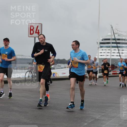 13.09.2026 - Kiel Lauf Andreas Tolksdorf http://msf.ph/oto/10456042 13.09.2026 11:56:40 Kiellinie 4, 11436, 6324, 1038, 3 meine-sportfotos.de