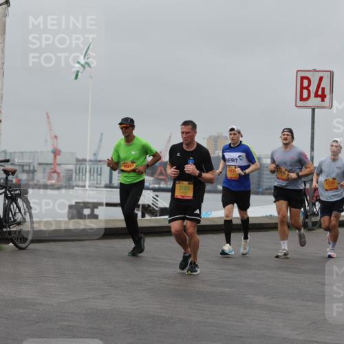 13.09.2026 - Kiel Lauf Andreas Tolksdorf http://msf.ph/oto/10456091 13.09.2026 11:56:44 Kiellinie 10412, 3193, 9931, 4, 1315 meine-sportfotos.de