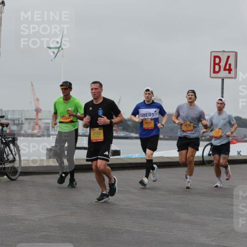 13.09.2026 - Kiel Lauf Andreas Tolksdorf http://msf.ph/oto/10456101 13.09.2026 11:56:44 Kiellinie 10412, 3193, 9931, 7878, 4, 1315, 375 meine-sportfotos.de