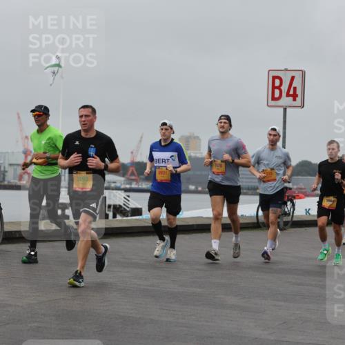 13.09.2026 - Kiel Lauf Andreas Tolksdorf http://msf.ph/oto/10456105 13.09.2026 11:56:44 Kiellinie 3193, 9931, 7878, 4, 315, 3880, 375 meine-sportfotos.de