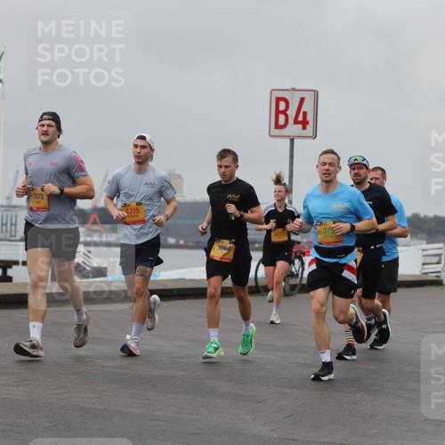 13.09.2026 - Kiel Lauf Andreas Tolksdorf http://msf.ph/oto/10456133 13.09.2026 11:56:46 Kiellinie 9931, 7878, 1315, 4, 3880, 8017 meine-sportfotos.de