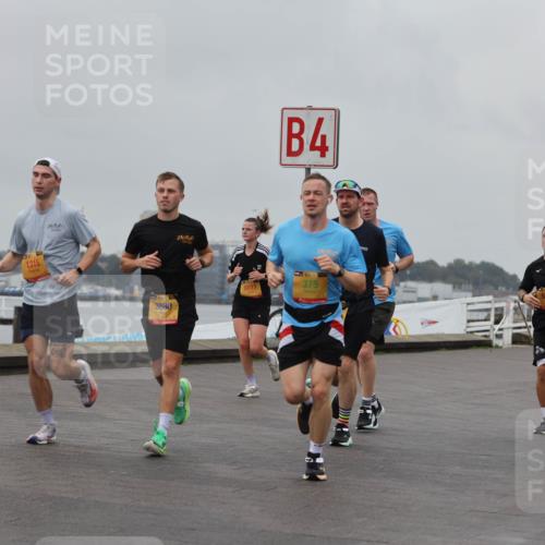 13.09.2026 - Kiel Lauf Andreas Tolksdorf http://msf.ph/oto/10456147 13.09.2026 11:56:46 Kiellinie 1, 35, 7878, 1315, 3880, 8017, 4, 375 meine-sportfotos.de