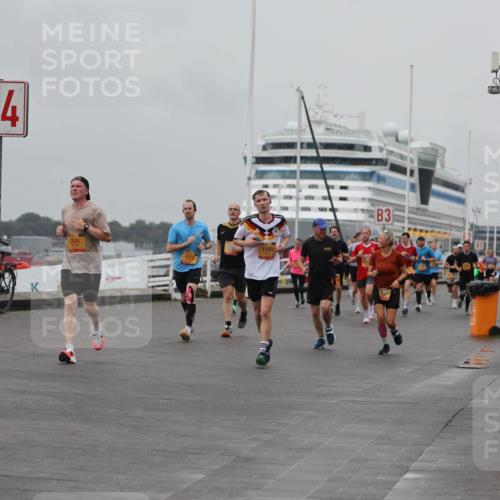 13.09.2026 - Kiel Lauf Andreas Tolksdorf http://msf.ph/oto/10456189 13.09.2026 11:56:49 Kiellinie 4, 324, 3 meine-sportfotos.de